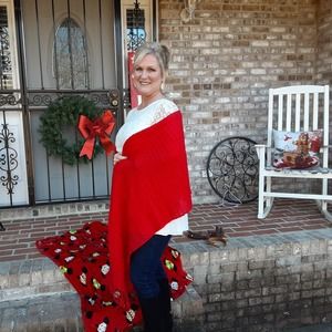 Meet your Posher, Lori